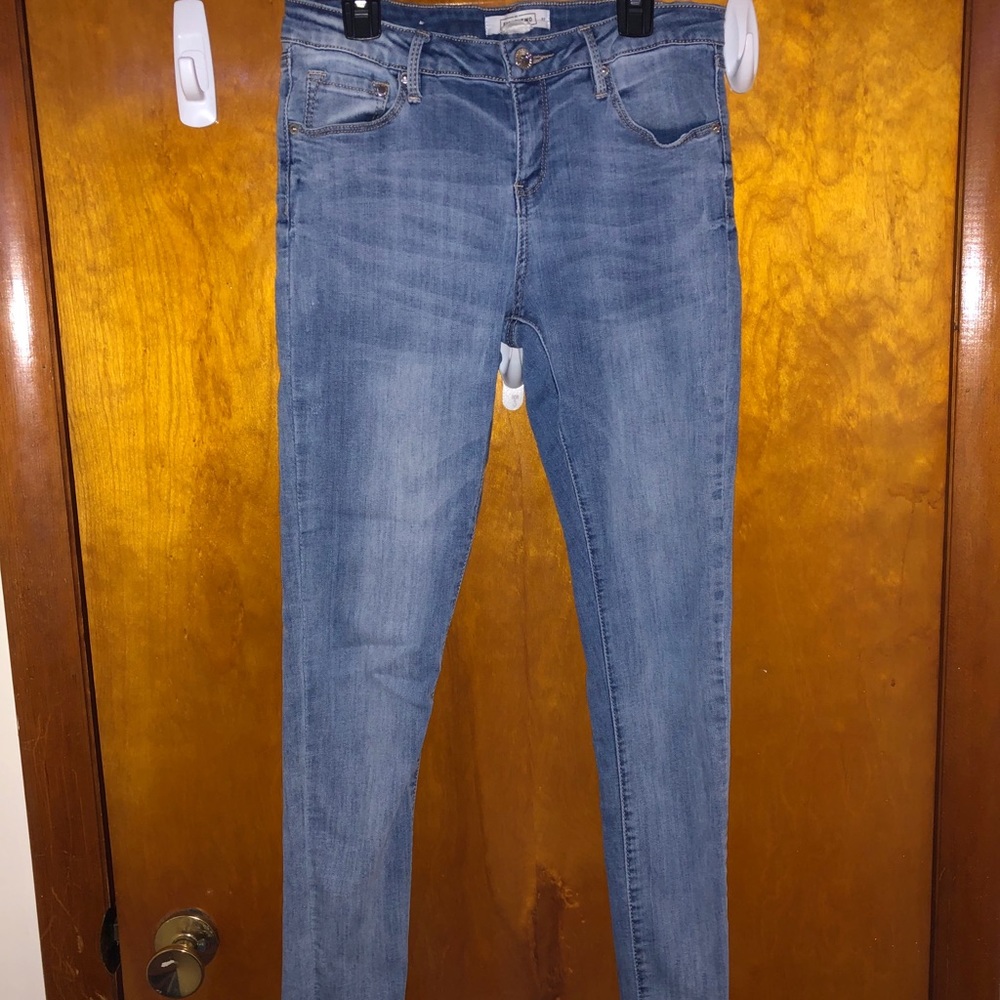 Women/juniors  jeans